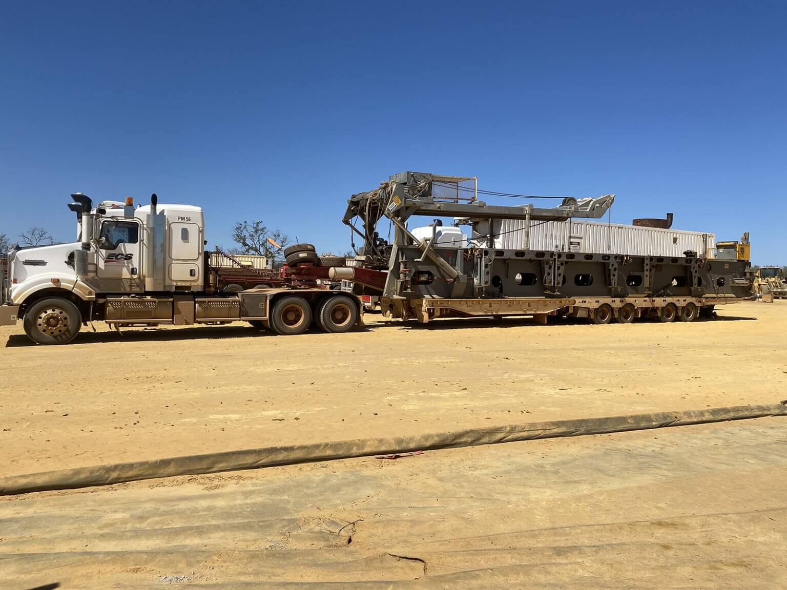 ECS Project Logistics - Oil & Gas Logistics